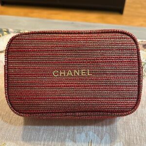 Chanel red and gold tweed makeup bag clutch NWOT